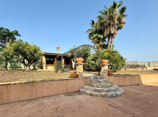 San Miguel de Salinas, Villa #CQ-VK-33957