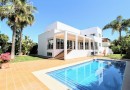 San Pedro de Alcántara (Costa del Sol), Villa - Detached #CM-R3229714