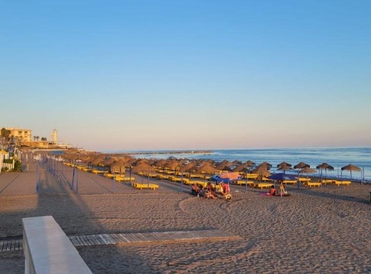 Řadové domky v centru Torrox Costa a pár kroků od pláže