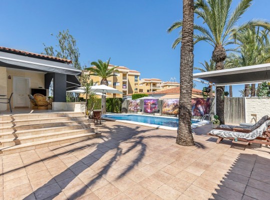 Torrevieja (Rocio del Mar), Villa #CQ-KB-62034