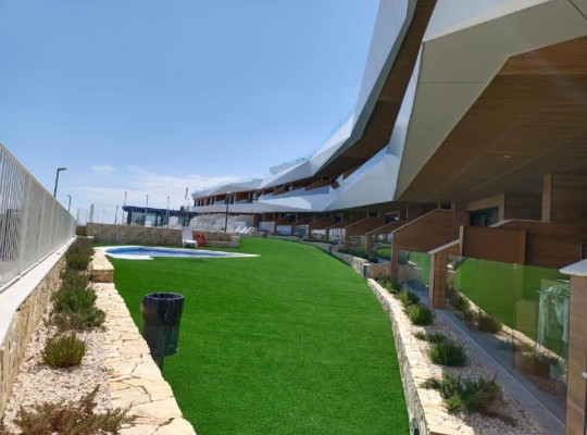 Luxurious maisonette with sea view 500m from the beach