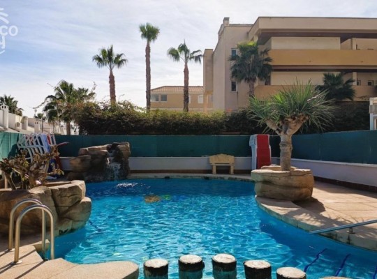 Investiční apartmán v aparthotelu, jen 500m od pláže, Cabo Roig