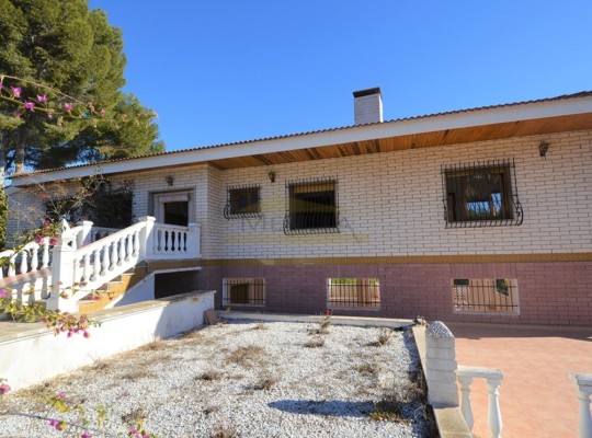 Campoamor, Villa #CQ-R-23091