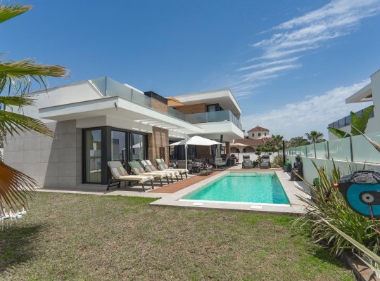 Ciudad Quesada (Town Center), Villa #CQ-100