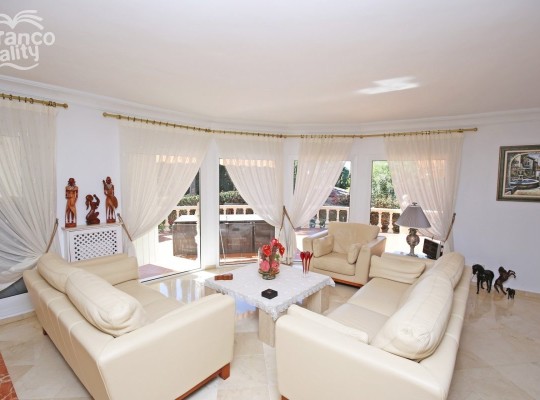 Marbella Golden Mile (Rocio de Nagüeles), Villa #IM-2808MLV