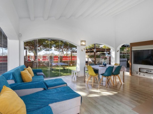Orihuela Costa (Punta Prima), Villa #CQ-KB-98678