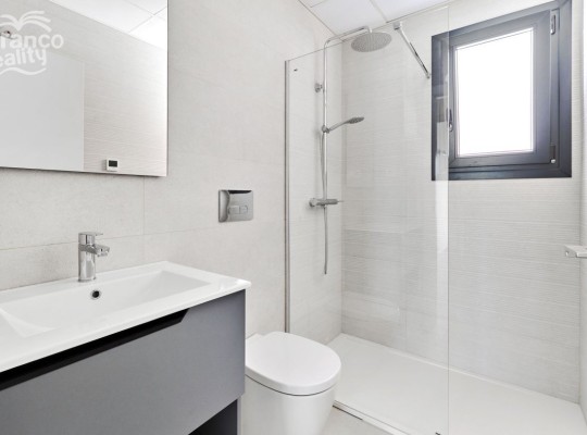 Luxury apartment complex just 250 meters from Laveleta beach, Torrevieja