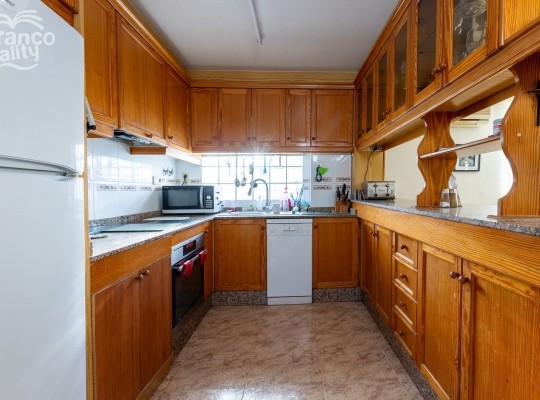 Los Altos, 
Villa   #ES-10129