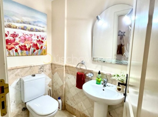 Prodej luxusního mezonetu s výhledem na moře a zahradou – Palm-Mar