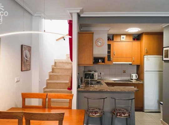 Investiční apartmán v aparthotelu, jen 500m od pláže, Cabo Roig