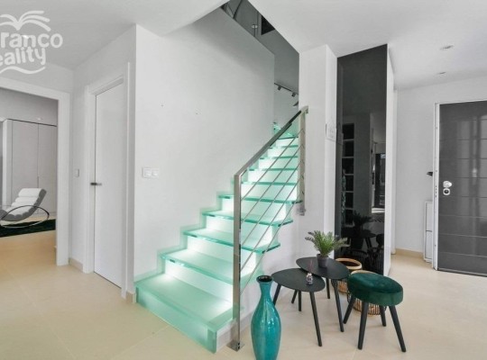 Orihuela Costa (Campoamor), Villa #CQ-UR-79201