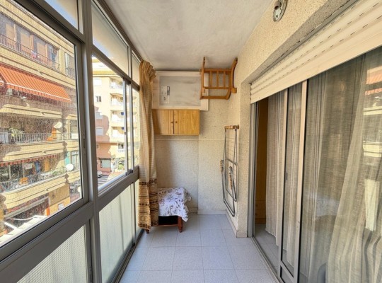 PROSTORNÉ STUDIO 350 METRŮ OD PLÁŽE DEL CURA S PROSKLENOU TERASOU