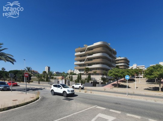 Apartments in Los Arenales, 500 meters from the beach.