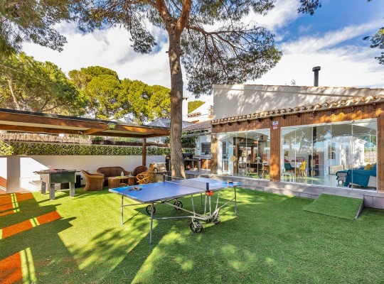 Orihuela Costa (Punta Prima), Villa #CQ-KB-98678