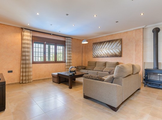 Los Montesinos (La Herrada), Villa #CQ-CB-29533