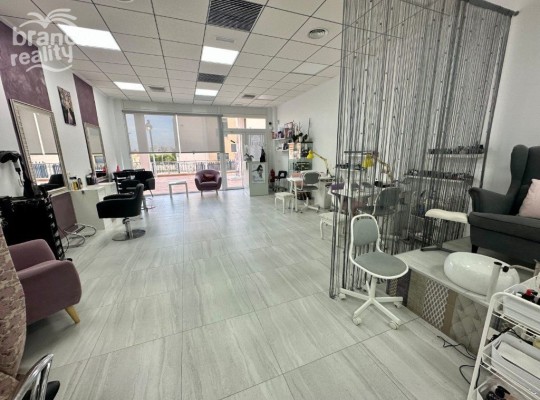 La Zenia, 
Commercial   #ES-9308