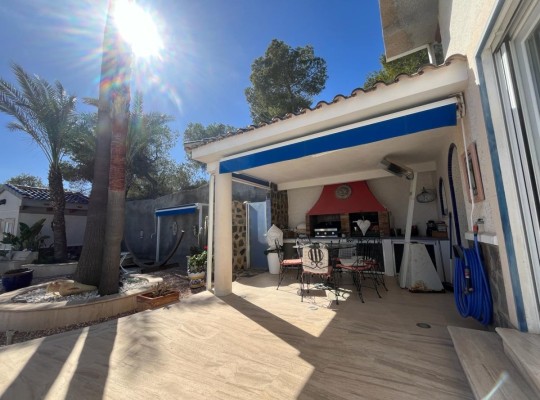 San Miguel de Salinas (Ciudad de las comunicaciones), Villa #CQ-M-54470