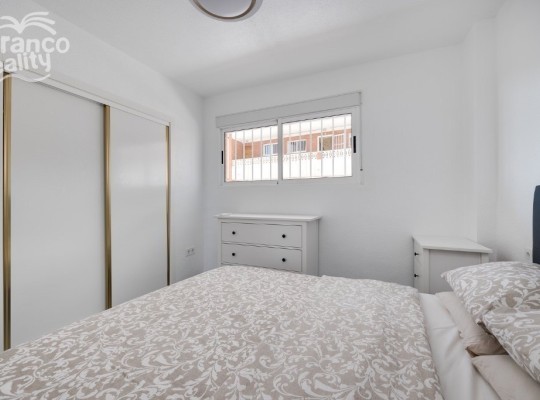 Punta Prima, 
Apartment   #ES-11418