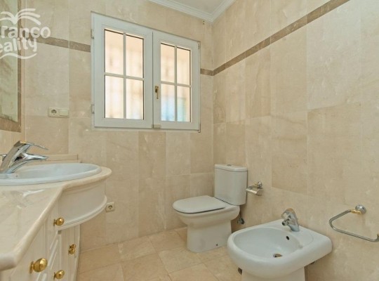 Vila v Los Monteros, Marbella East