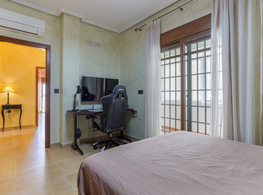 Los Montesinos (La Herrada), Villa #CQ-CB-29533