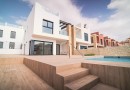 Orihuela Costa (Punta Prima), Villa #CQ-00-21192