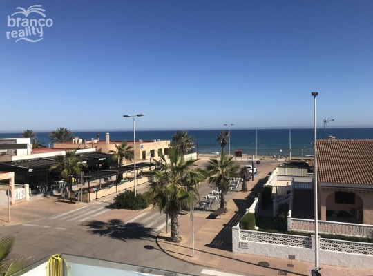 Villa 150m from La Mata beach