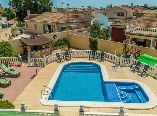 Torrevieja (La Siesta), Villa #CQ-GL-32355