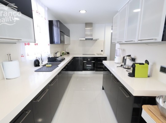 Vila s moderním zařízením v Cabo Roig