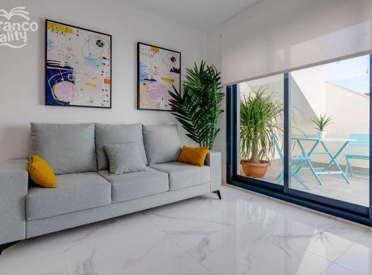 Apartmány se 2 nebo 3 ložnicemi v El Raso.