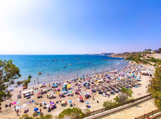 Cabo Roig, 
Villa   #ES-6854