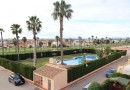 Rohový řadový dům v Altos del Limonar, Torrevieja