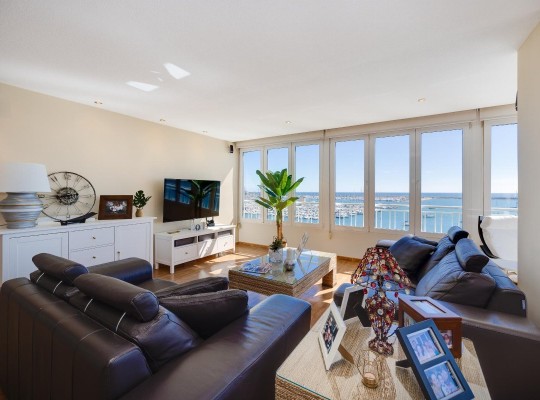 Torrevieja (Playa Acequion), Apartment #CQ-TS-36978