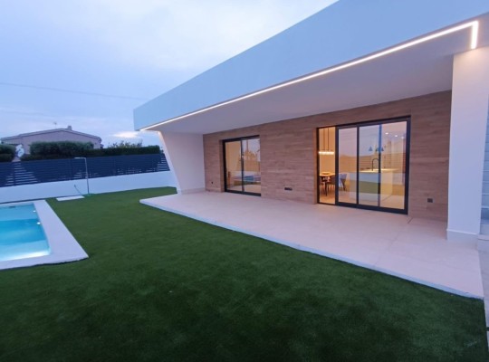 Ciudad Quesada (Town Center), Villa #CQ-012