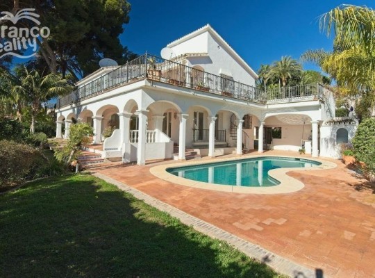 Vila v Los Monteros, Marbella East