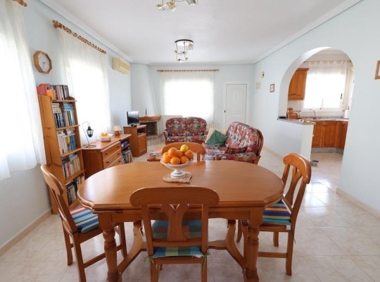 Orihuela (Urbanización Perla del Mar), Villa #CQ-JM-26201