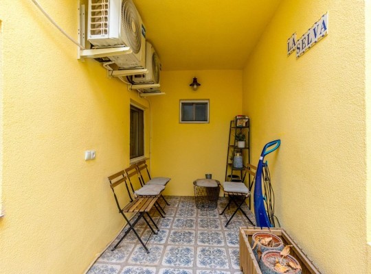 Torrevieja (Centro), Apartment #CQ-PJ-81391