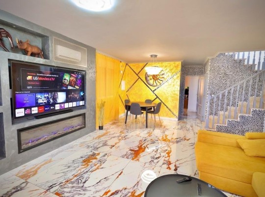San Miguel de Salinas (Residencial los flamencos), Villa #CQ-JM-64042
