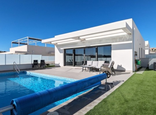San Miguel de Salinas (Torremendo), Villa #CQ-WI-12408