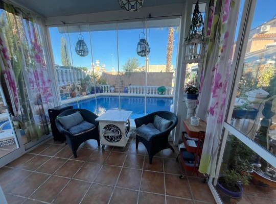 La Zenia (Orihuela Costa), Villa #CQ-M-64507
