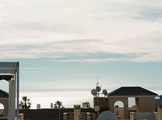Investiční apartmán v aparthotelu, jen 500m od pláže, Cabo Roig