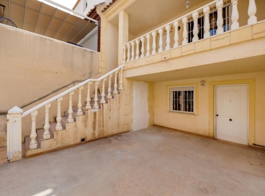 Los Montesinos, Townhouse #CQ-MY-58763