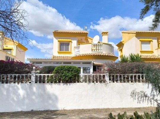 El Raso (El Raso, Guardamar), Villa #CQ-932