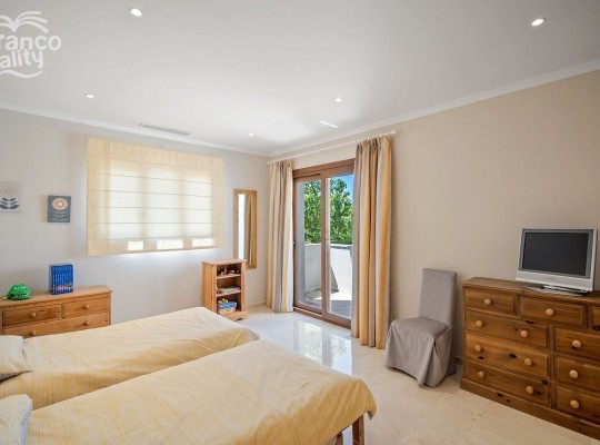 Benahavís (Costa del Sol), Villa - Detached #CM-R4077343