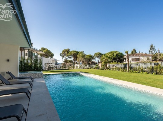 Marbella (Costa del Sol), Villa - Detached #CM-R3973864