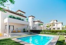 Vila s bazénem 800m od pláže, La Marina(Natura Pinet)
