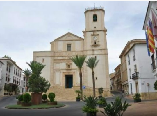 Řadový dům s bazénem v La Nucii, Costa Blanca Sever