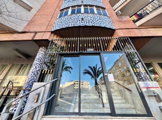 Studio s bazénem v Habaneras, Torrevieja – ideální pro bydlení na pobřeží