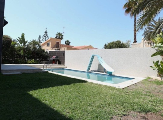 Torrevieja, Villa #CQ-BV-41329