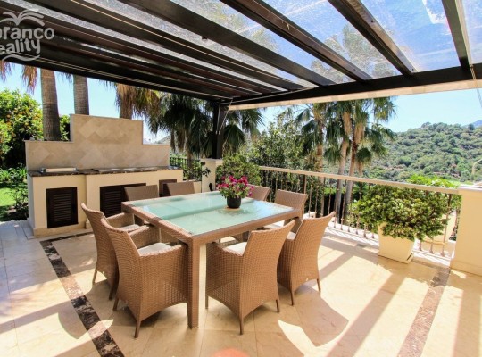 Benahavís (Costa del Sol), Villa - Detached #CM-R3416146