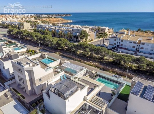 Orihuela Costa (Agua Marina), Villa #CQ-UR-79201